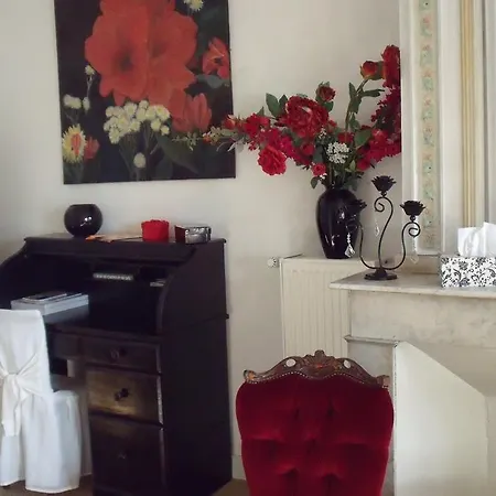 Bed & Breakfast Maison D'hotes Bleu Pastel *