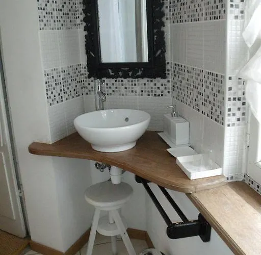 Maison D'hotes Bleu Pastel ガイヤック