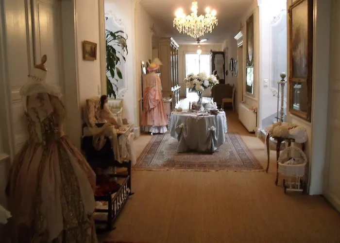 ベッド・アンド・ブレックファスト Maison D'hotes Bleu Pastel *