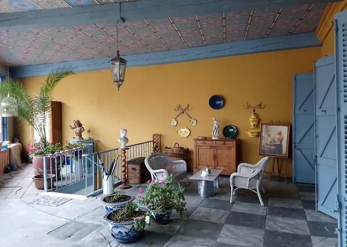 ベッド・アンド・ブレックファスト Maison D'hotes Bleu Pastel ガイヤック